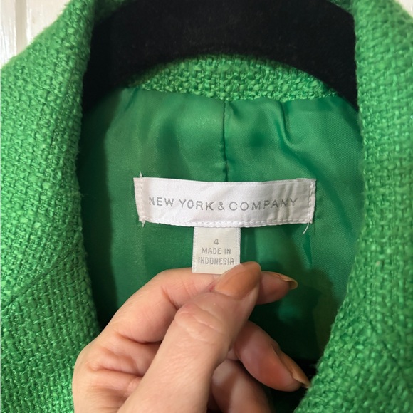New York & Company Vibrant Green Blazer - Picture 2 of 3